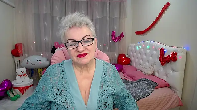 KayleSmoll online show from February 2025 10:37:01 PM