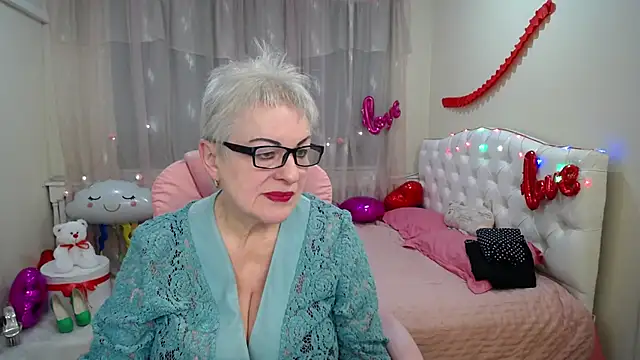 KayleSmoll online show from February 2025 07:38:02 PM
