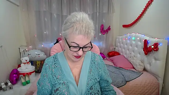 KayleSmoll online show from March 2025 05:17:02 AM