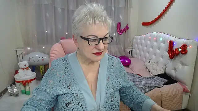 KayleSmoll online show from March 2025 10:38:01 PM