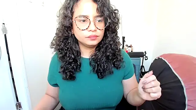 cinnamon rosa online show from February 2025 09:26:02 PM