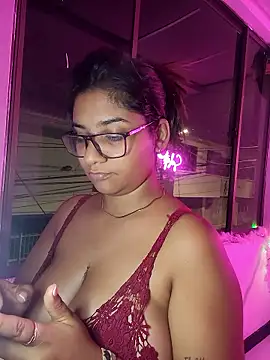 Sofythom1 online show from December 2024 03:41:01 AM