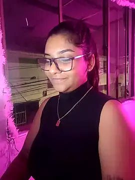 Sofythom1 online show from January 2025 11:27:02 PM