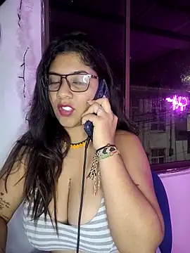 Sofythom1 online show from February 2025 01:32:01 AM