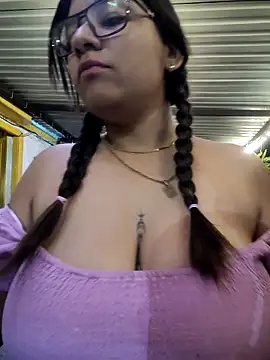 Sofythom1 online show from February 2025 02:42:01 AM