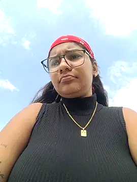 Sofythom1 online show from March 2025 07:42:02 PM