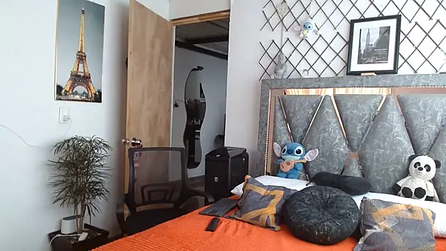 Snapshot of Nathan_Mendoza chatting on July 2026 01:35:02 PM Nathan Mendoza online show from July 2026 01:35:02 PM