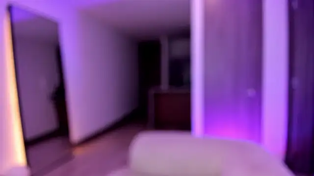 Kaarla    online show from February 2026 11:10:02 PM