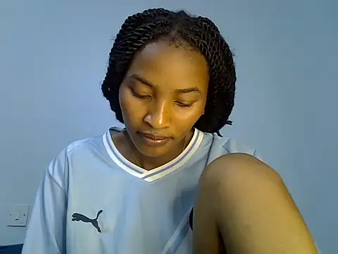 cute-alexis online show from October 2025 08:30:02 PM