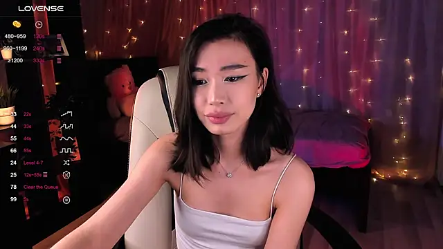 sensualily online show from December 2024 09:40:02 PM