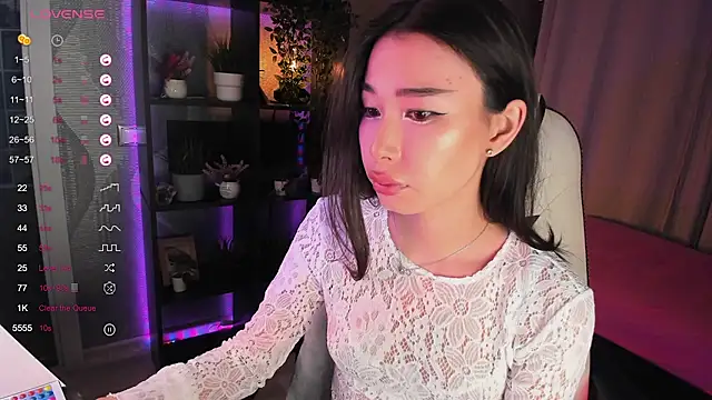 sensualily online show from September 2025 04:28:02 PM