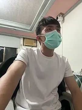 alan24014 online show from April 2026 12:54:01 PM