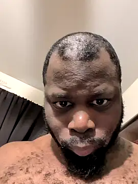 Snapshot of goodboybaddaddy chatting on November 2025 05:40:02 AM goodboybaddaddy online show from November 2025 05:40:02 AM