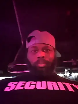 Snapshot of goodboybaddaddy chatting on April 2026 02:49:01 AM goodboybaddaddy online show from April 2026 02:49:01 AM