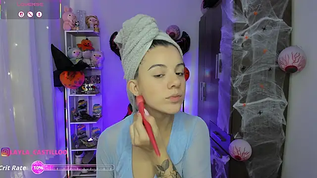 Layla castilloo online show from October 2025 02:57:02 PM