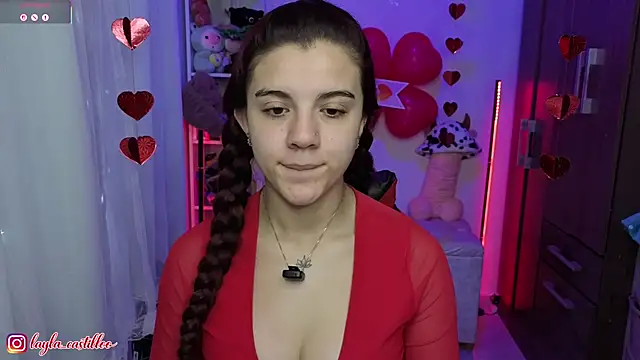 Layla castilloo online show from February 2026 04:07:02 PM