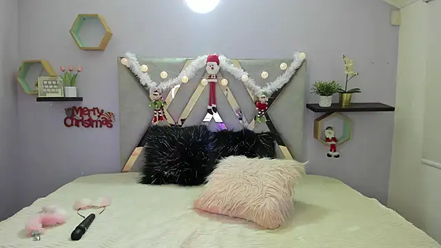 Esteff  o2 online show from December 2024 07:35:01 PM