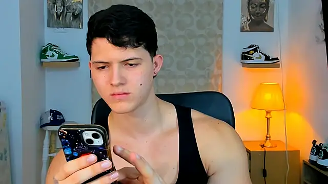 Hazzan Velez online show from January 2025 01:31:01 AM