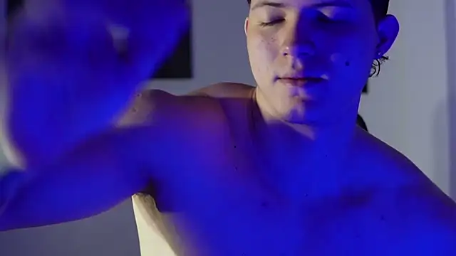 Hazzan Velez online show from December 2025 05:19:02 PM