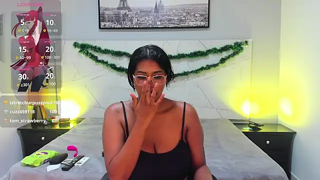 Snapshot of LAYLATAYLOR_ chatting on December 2024 03:11:01 PM LAYLATAYLOR online show from December 2024 03:11:01 PM