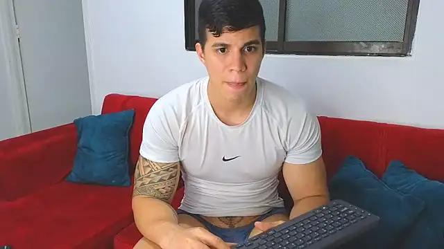 Ethanstill1 online show from December 2024 03:44:01 AM