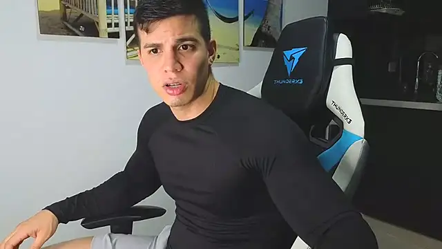 Ethanstill1 online show from January 2025 03:20:01 AM