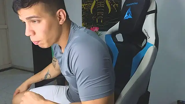 Ethanstill1 online show from March 2025 03:11:01 AM