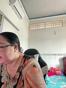 NDith online show from March 2025 04:13:01 AM