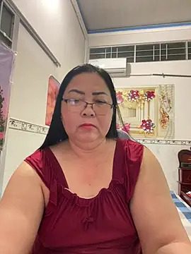 Snapshot of NDith chatting on May 2026 10:49:02 PM NDith online show from May 2026 10:49:02 PM