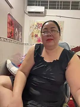 Snapshot of NDith chatting on May 2026 01:51:01 PM NDith online show from May 2026 01:51:01 PM