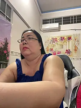 Snapshot of NDith chatting on May 2026 02:48:01 PM NDith online show from May 2026 02:48:01 PM