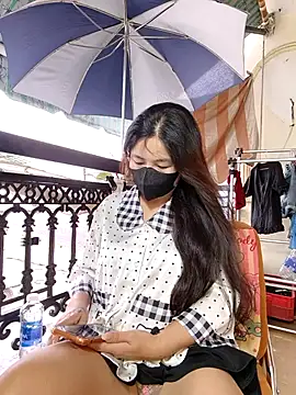 Snapshot of lyna_bl chatting on December 2025 01:26:02 AM lyna bl online show from December 2025 01:26:02 AM