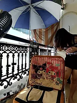 Snapshot of lyna_bl chatting on December 2025 01:11:01 AM lyna bl online show from December 2025 01:11:01 AM