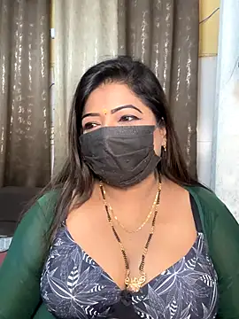 Snapshot of Oh-Monika chatting on September 2025 04:40:02 PM Oh-Monika online show from September 2025 04:40:02 PM