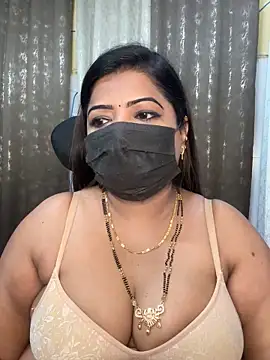 Snapshot of Oh-Monika chatting on September 2025 04:05:02 AM Oh-Monika online show from September 2025 04:05:02 AM