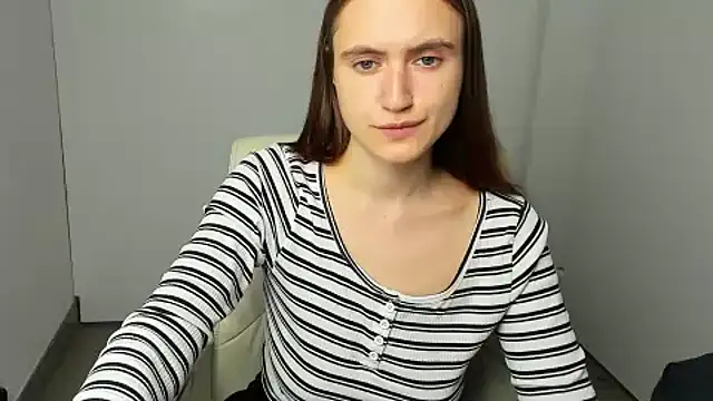 Gabriellagirl online show from November 2025 12:38:01 PM