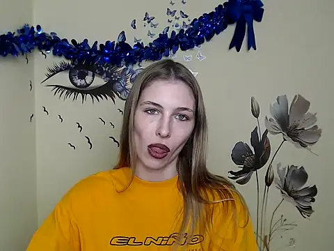 StrangerGi online show from January 2025 04:11:01 PM