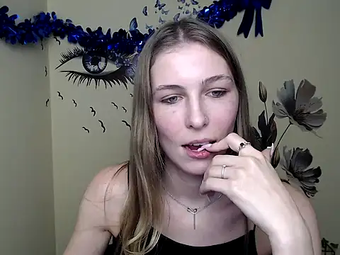 StrangerGi online show from January 2025 09:58:01 PM