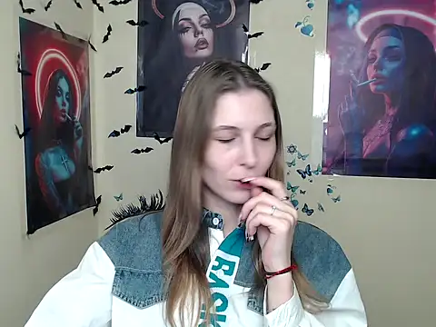 StrangerGi online show from March 2025 01:07:01 PM