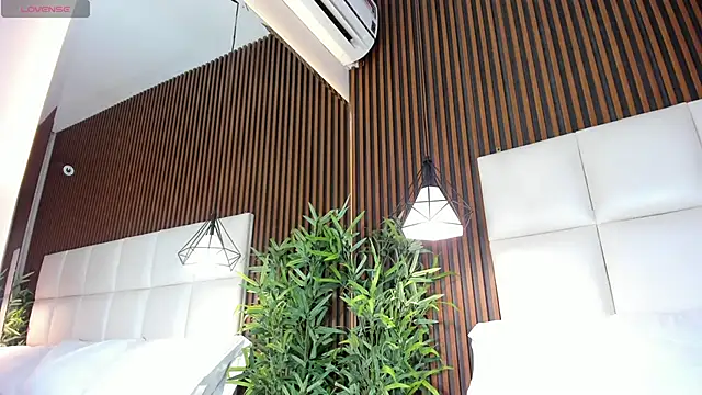 CailynBrowm online show from September 2025 04:39:02 AM