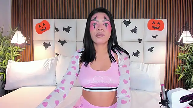 CailynBrowm online show from November 2025 04:47:01 AM