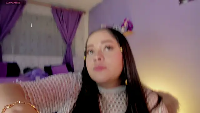 dennisbonnet  online show from January 2025 02:41:01 AM