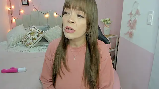 emilyharrix online show from March 2026 09:31:02 PM