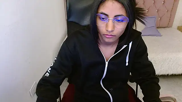 shaneelle online show from February 2025 09:16:01 AM