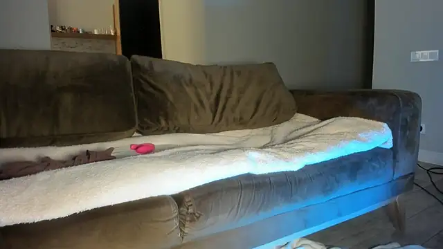 Yukisans online show from February 2025 07:34:02 AM