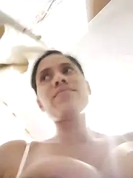 ambarsmith02 online show from December 2024 06:37:02 PM