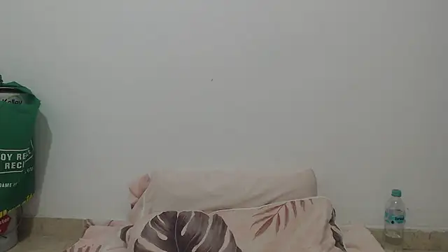 ambarsmith02 online show from February 2026 04:52:02 PM