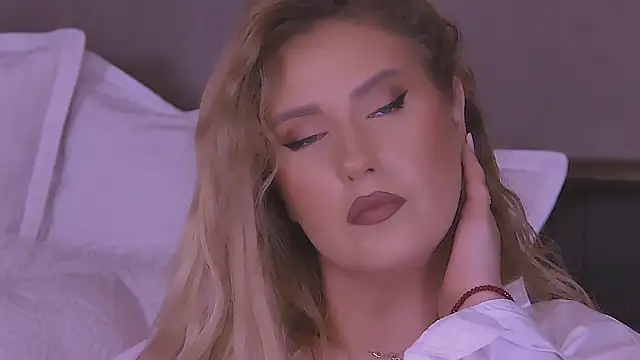 OndinaNoir online show from December 2024 11:47:01 PM