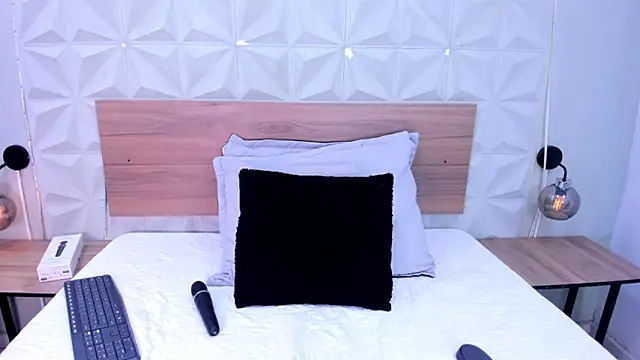 Stacey white  online show from March 2026 08:26:02 PM