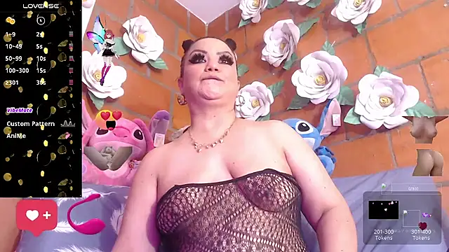 IngritBitch online show from November 2025 03:12:02 PM